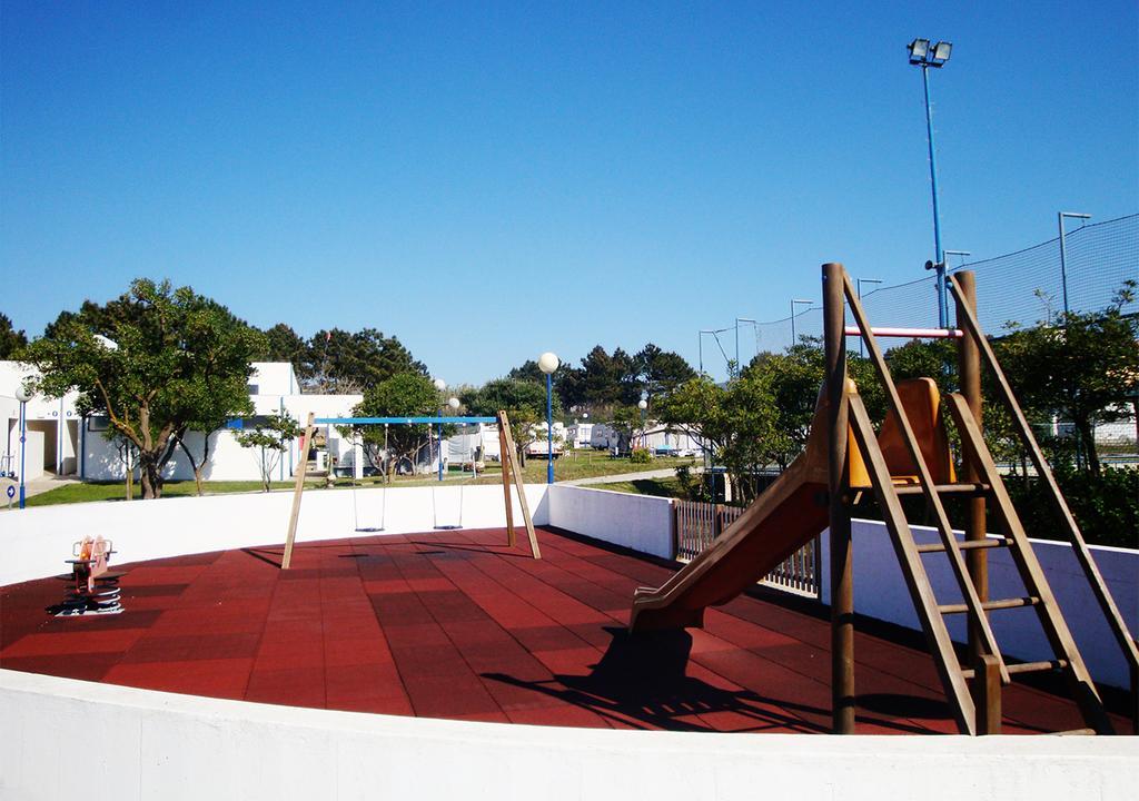 וילה נובה דה גאיה Parque De Campismo Orbitur Canidelo מראה חיצוני תמונה